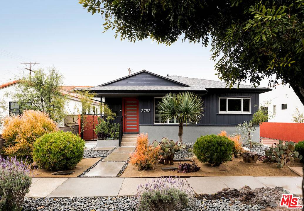 3783   Rosewood Ave 3.0 Marina Del Rey LA
