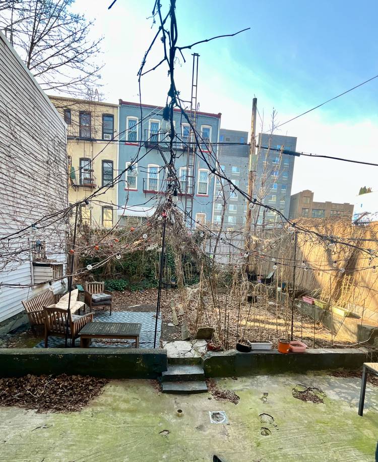 Huge Private Garden in the rear.