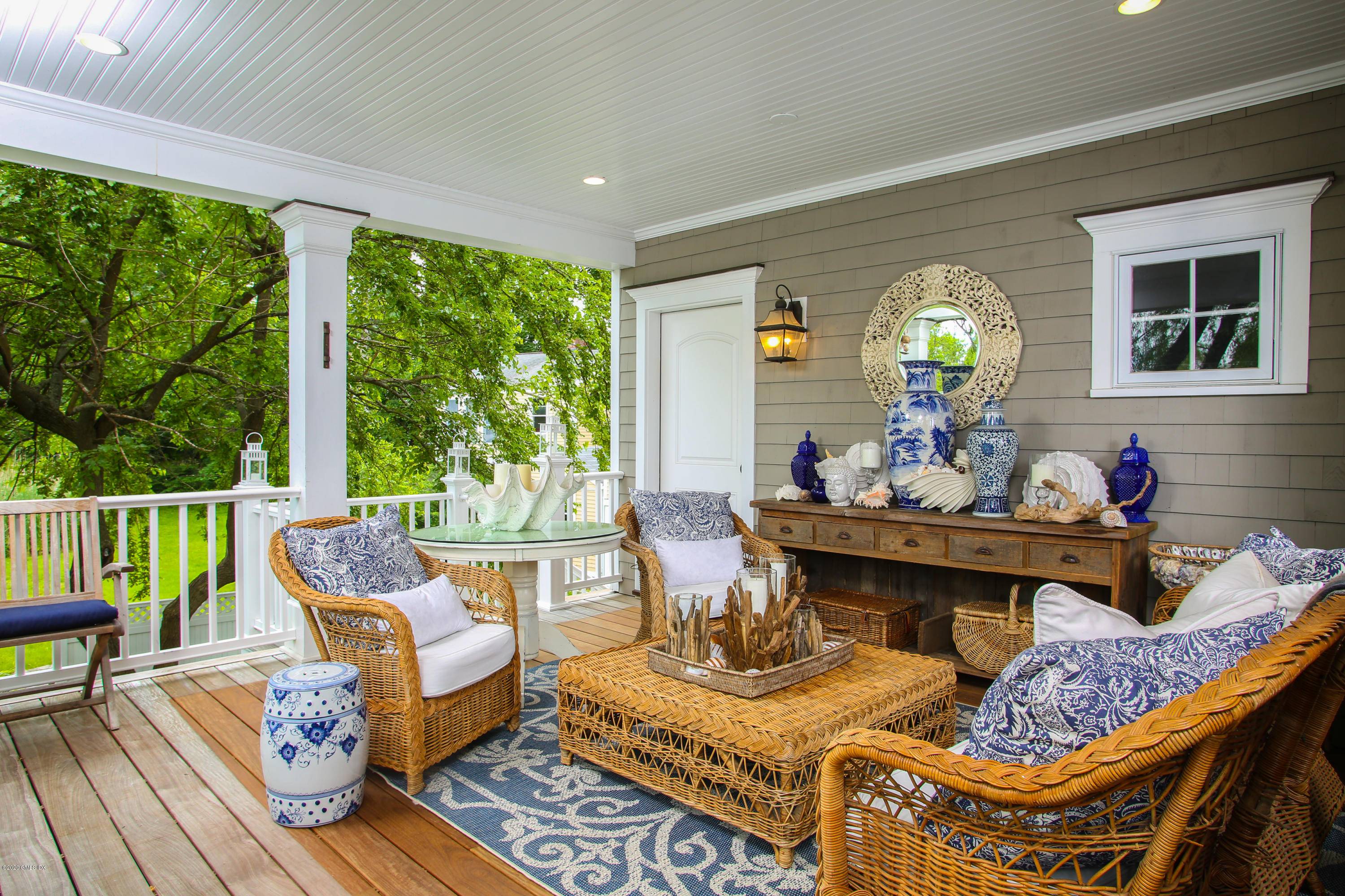 Voila... The perfect rental located in the charming village of Old Greenwich with all amenities at your fingertips !