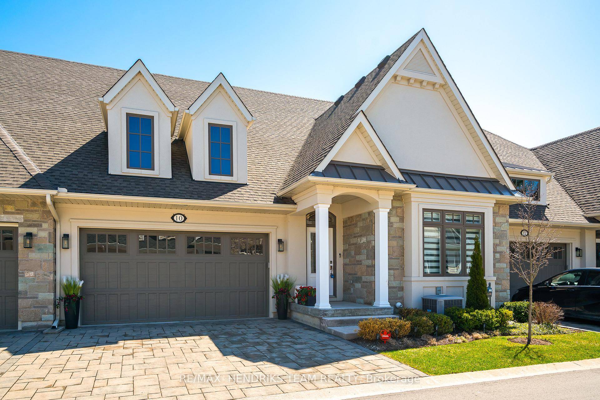 This executive 3 bedroom 3 bathroom bungalow townhome built less than five years ago offers over 2, 300sqft of beautifully finished living space.