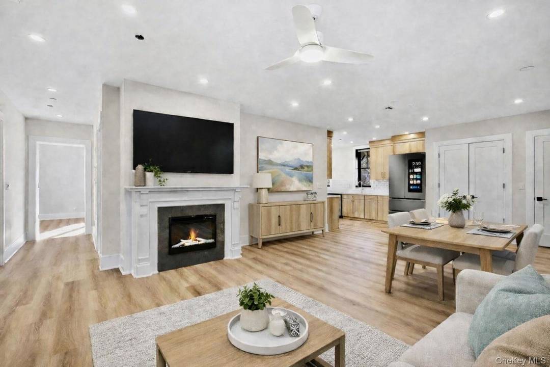 Welcome to the Landmark at Clinton, a brand new luxury rental building in the Heart of Dobbs Ferry.