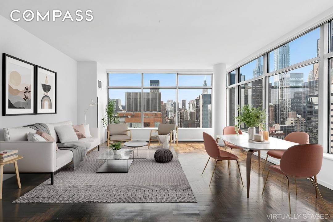 Sun Drenched Corner 2 Bedroom on the 35th Floor with Expansive City Views and Beautiful Light !