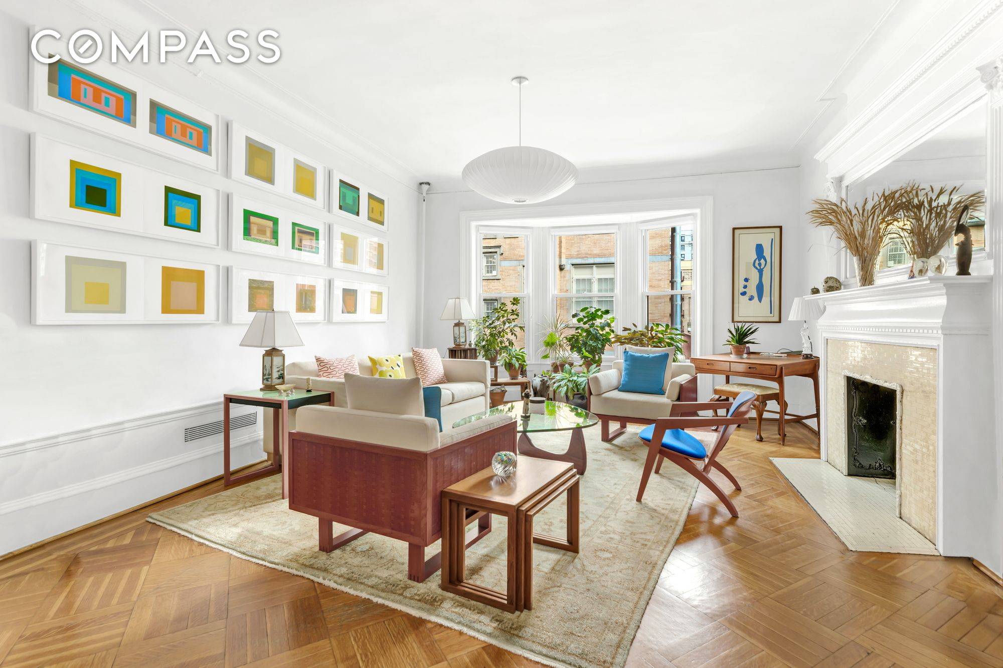 GRACIOUS, SPACIOUS amp ; BODACIOUS BIG BRIGHT RENOVATED CORNER CLASSIC IN PRIZED A LINE SUN FILLED amp ; QUIET, HIGH CEILINGS amp ; BIG ROOMS w PRE WAR SCALE amp ...