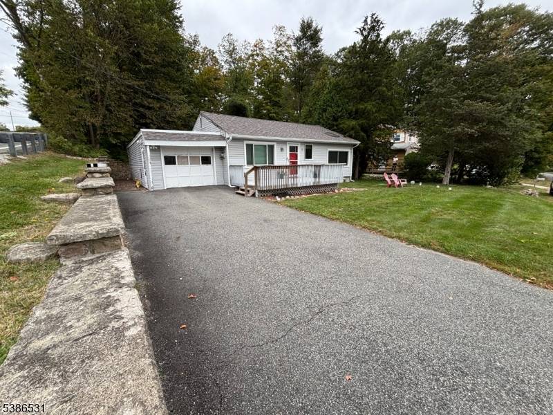 BEST and FINAL DUE TOMORROW, Wednesday, October 1, by 3 PM Charming ranch in the lovely town of West Milford !