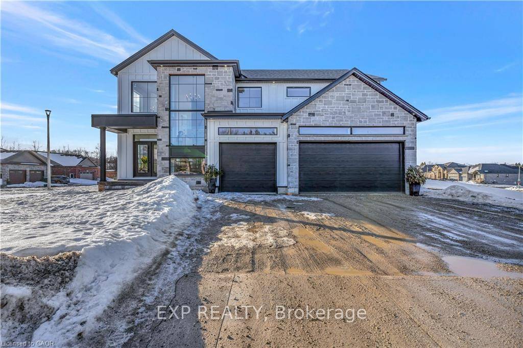 Build Your Dream Home on a Stunning Lot Backing onto a Pond !