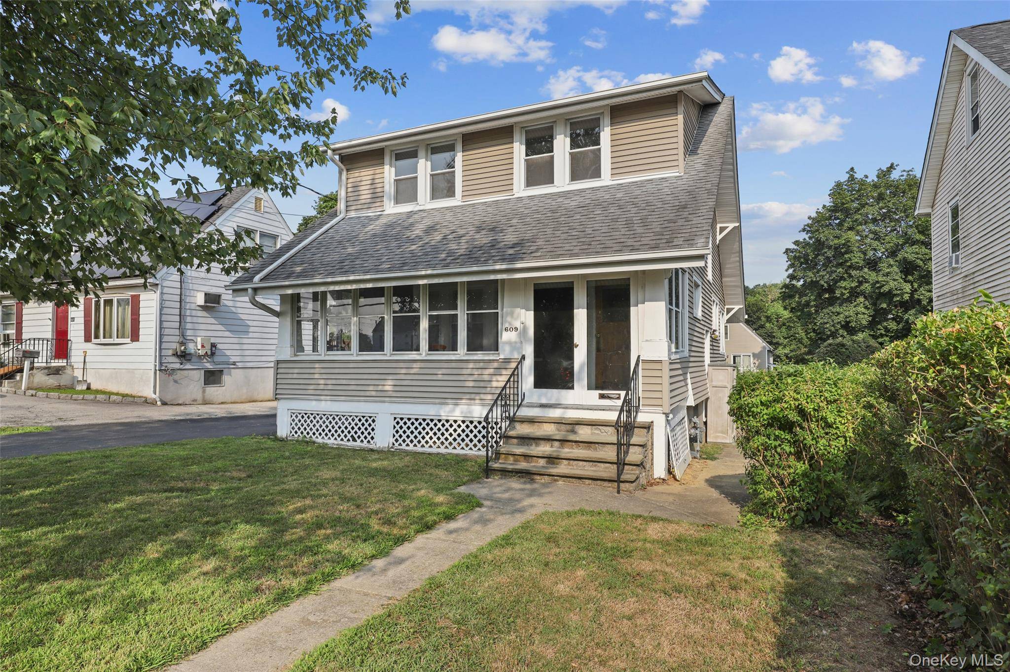 Welcome to 609 Ridge Street, a charming 3 bedroom, 1 bathroom gem nestled in the heart of Peekskill, NY !