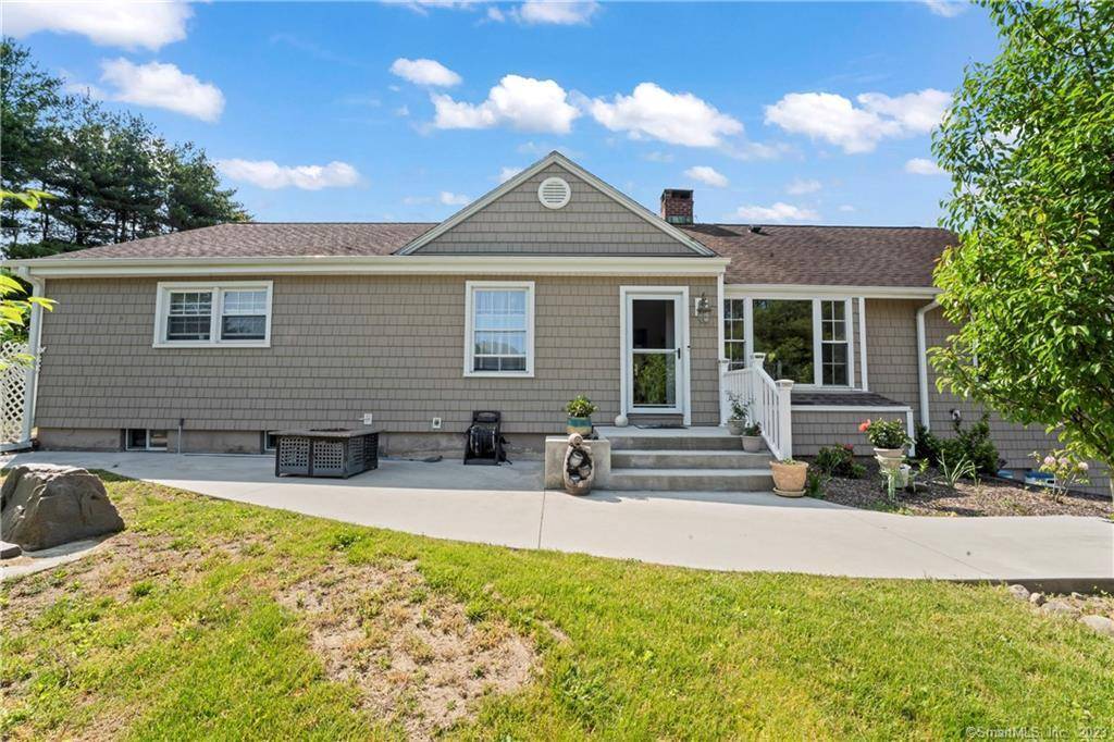 Unique Property sits on top of Sunset Hill with fabulous views and dramatic sunsets.