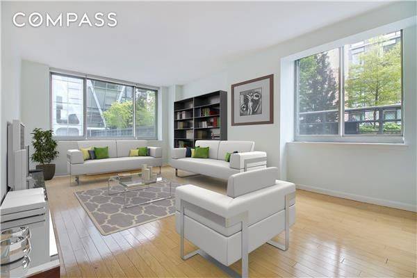 Flooded with natural light, this corner one bedroom at The Marais offers north and east exposures with direct views of the High Line through oversized windows and a smart, open ...