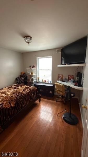 Chadwick Ave Newark City New Jersey Two-Story