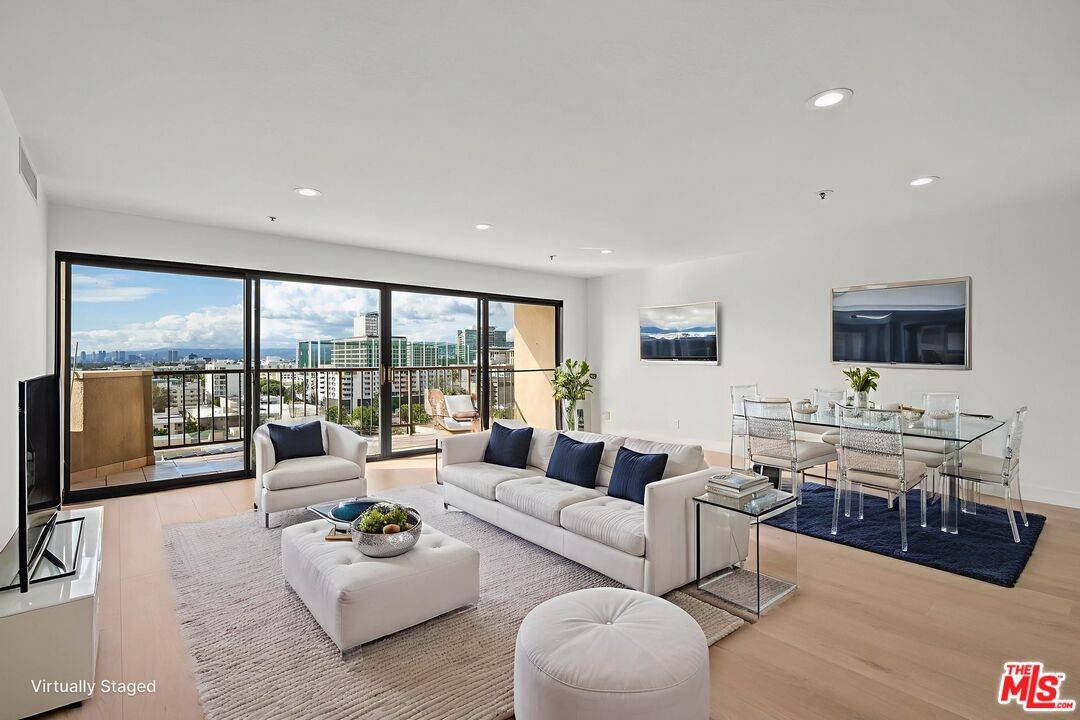 727  S Ardmore Ave 2BR Hancock Park La