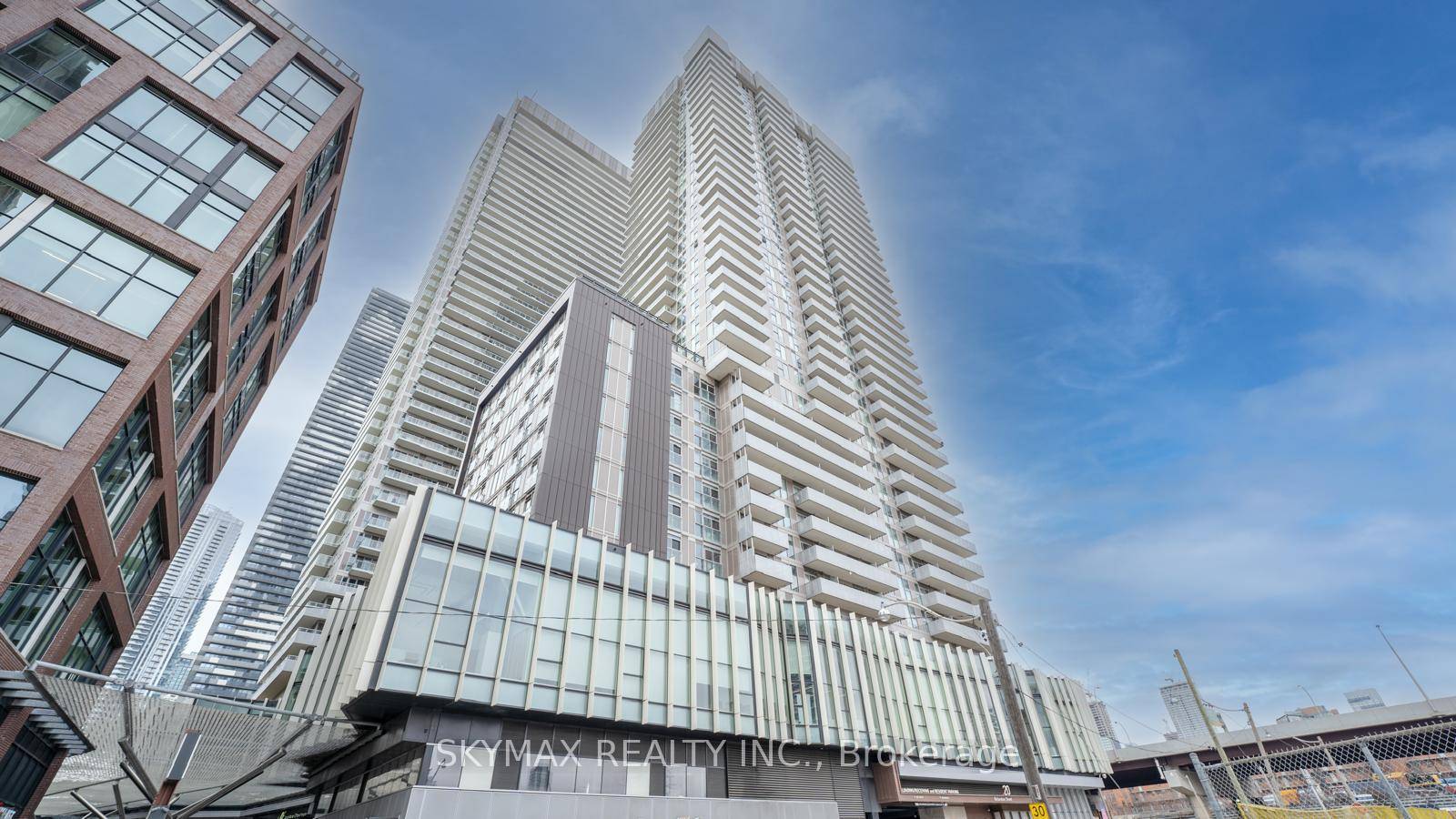 Unbeatable Toronto Waterfront Living !