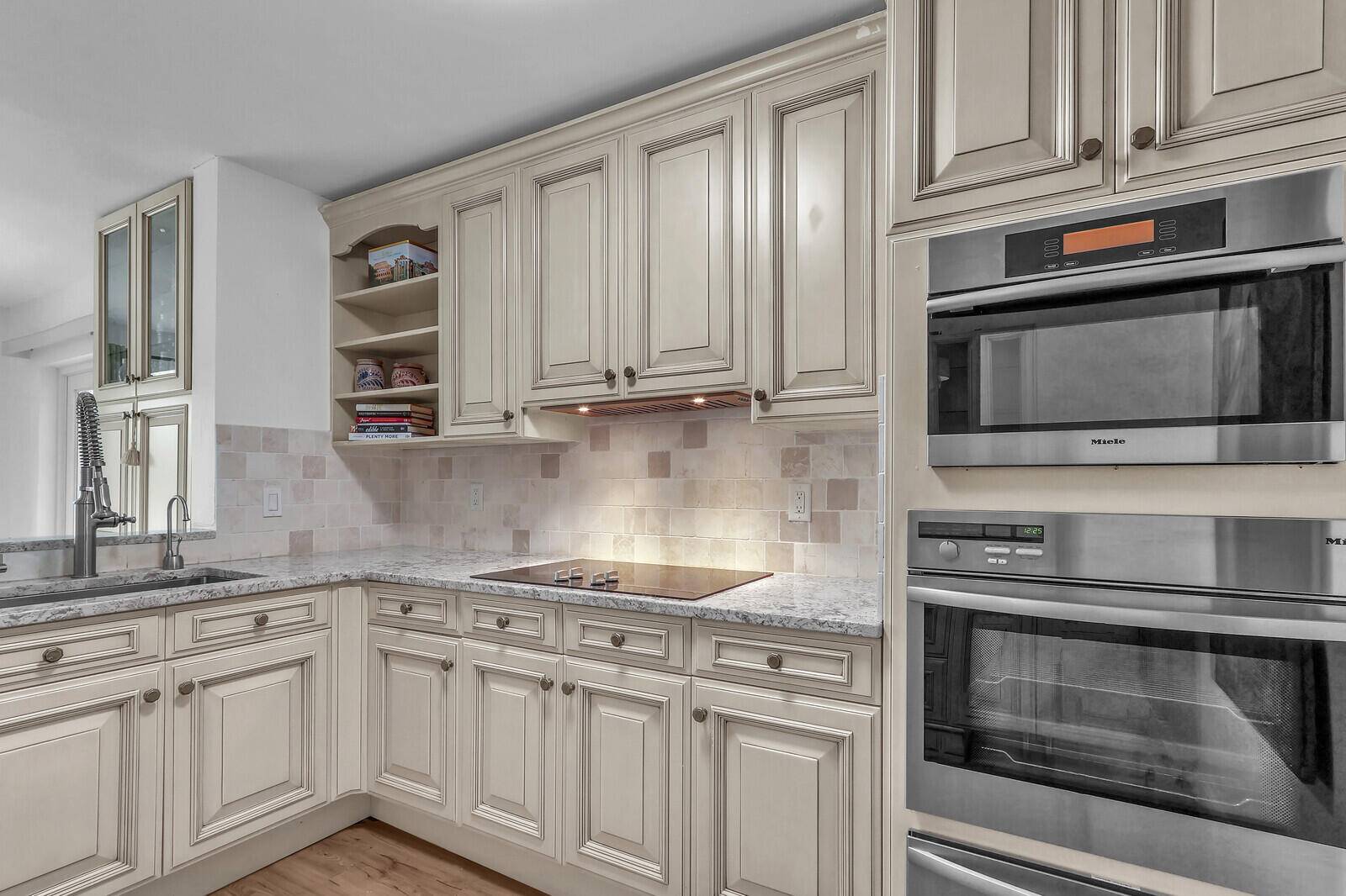 This is your chance to live in the beautiful city of Jupiter Florida !