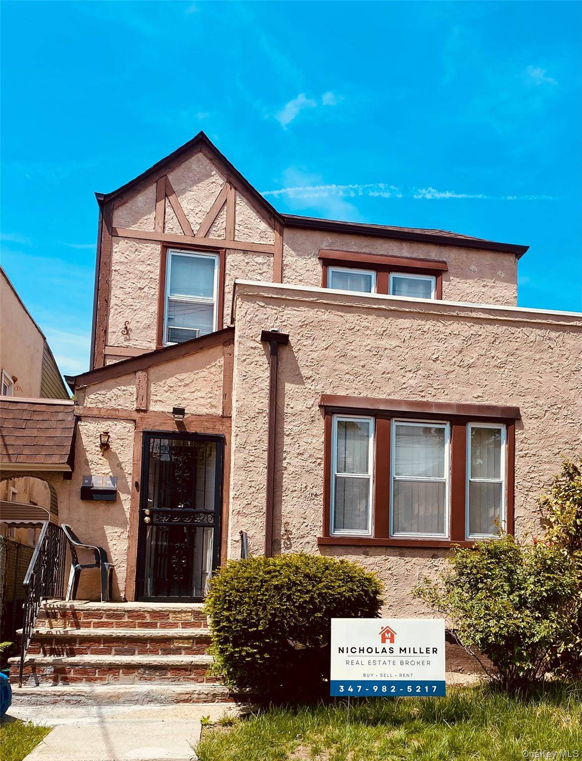 Welcome to your future home in the heart of Rosedale !