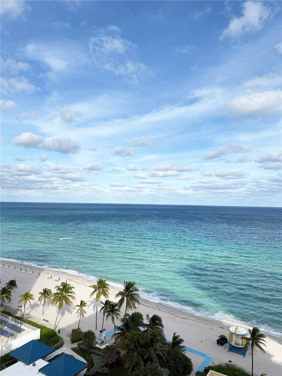 Gorgeous studio with breathtaking ocean and intracoastal views.