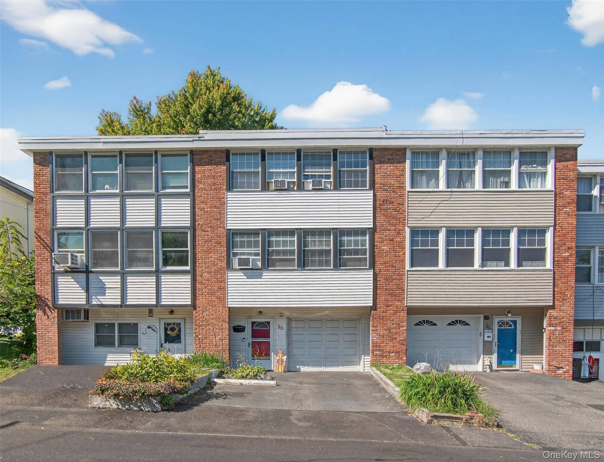 Beautiful spacious tri level home on a quiet cul de sac.