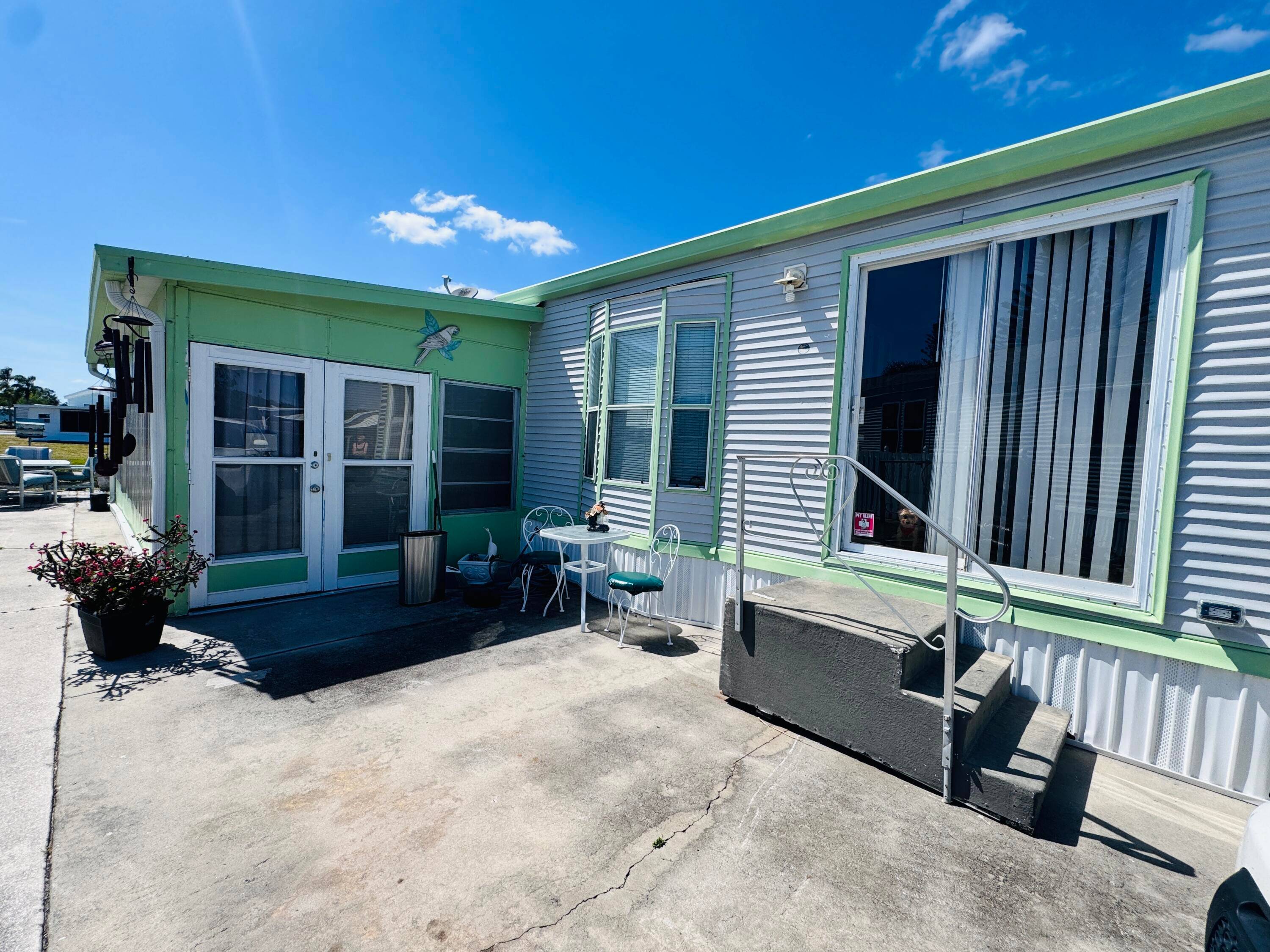 WATERFRONT with Lake Access, 55 Community with all the perks !