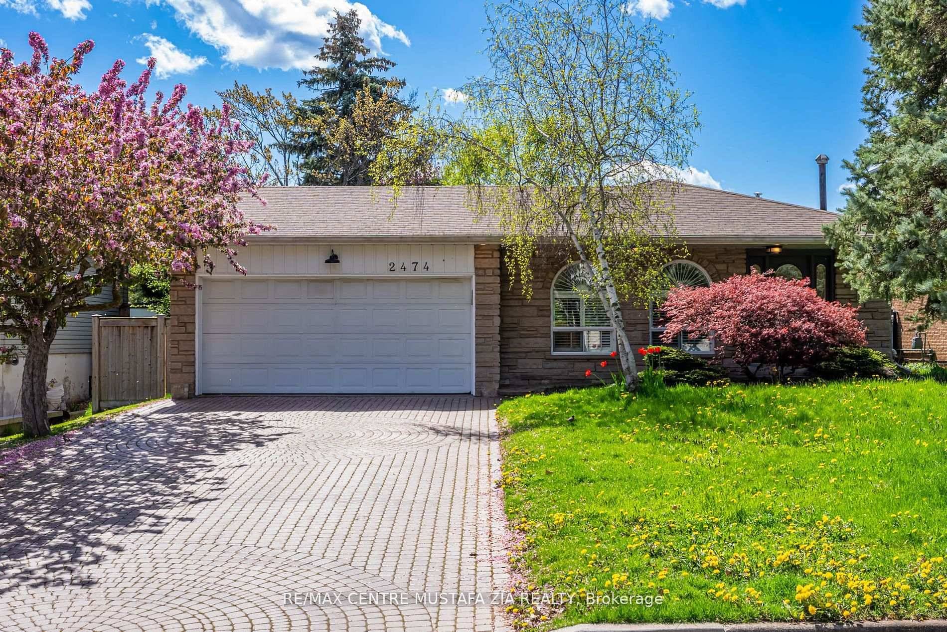 Incredible 3 1 Bedroom 4 Level Side Split Detached Bungalow Family Home For Lease In Sought After Rural Oakville Neighbourhood !