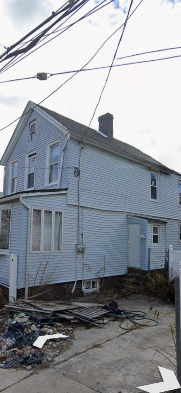 Calling all investors, cash buyers, dream seekers looking for a project, handyman looking for a fixer upper.