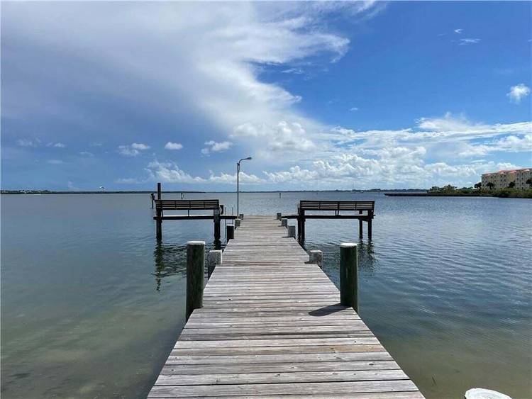 Come to the BEACH ! 2 2 ground floor unit completely turn key.