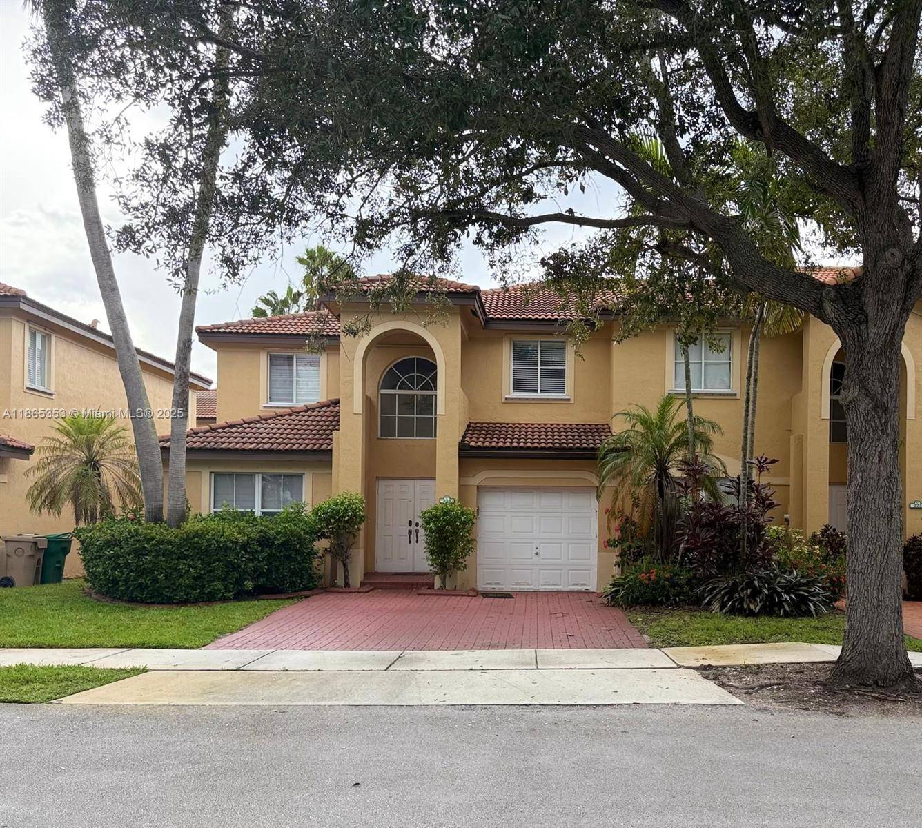 Beautifully updated 3 bedroom, 2.