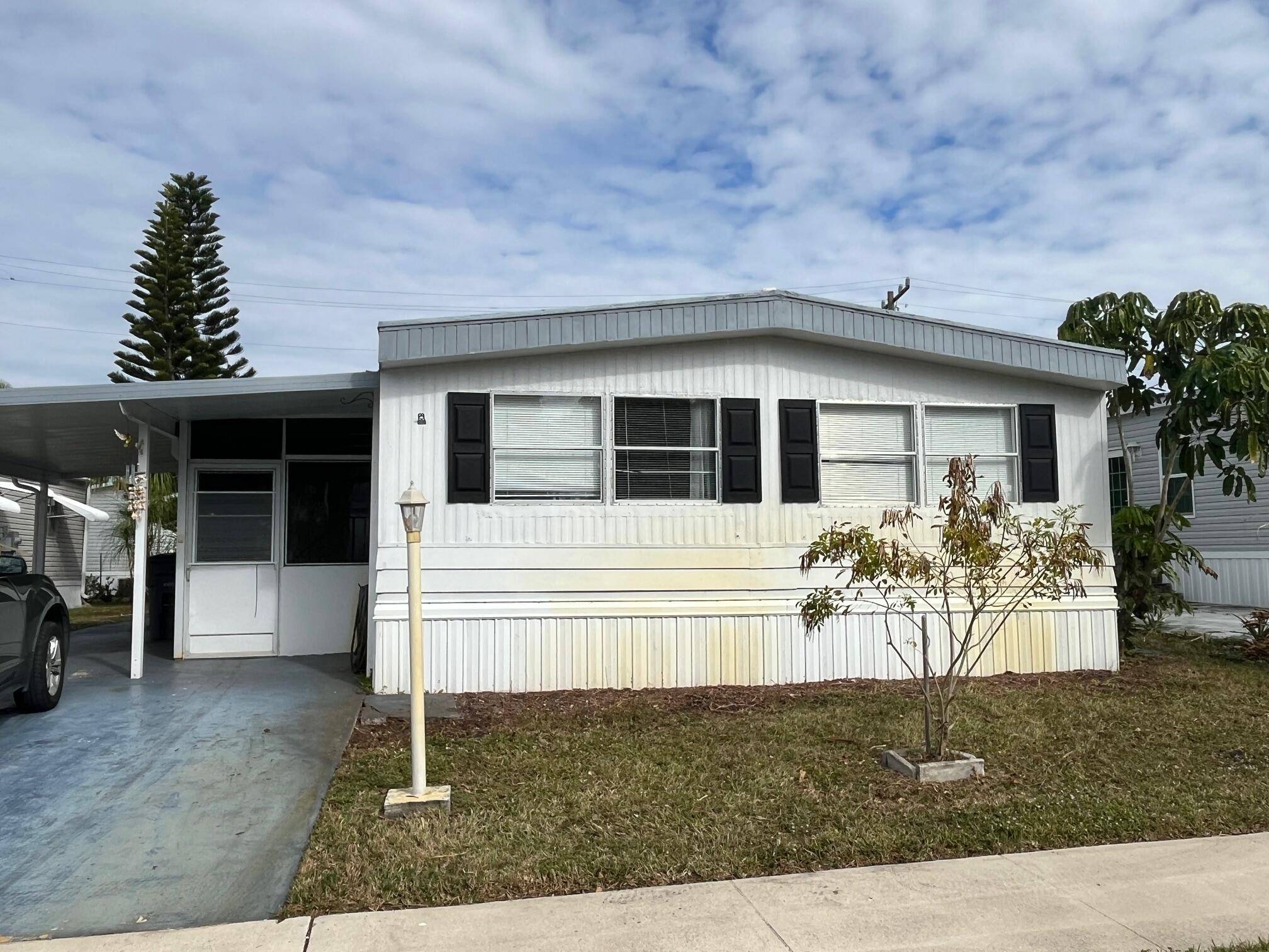 Great Investment Opportunity Handyman Special !