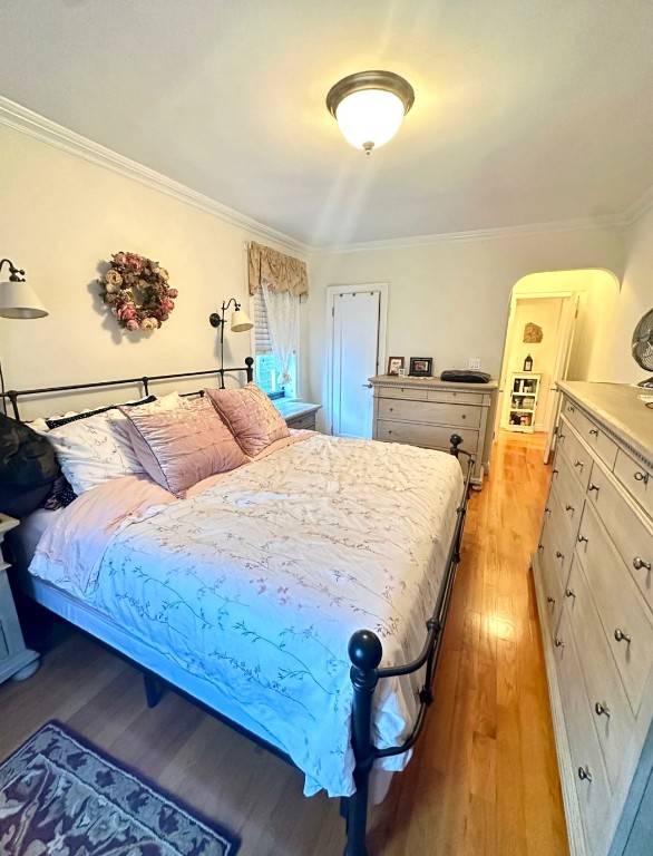 Beautiful 2 bedroom apartment in a Pre War elegant lo rise elevator building with laundry and live in Super.