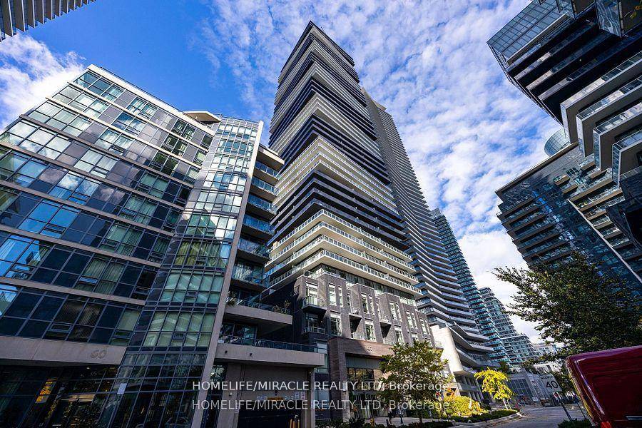 Luxurious LAGO Waterfront Condos !