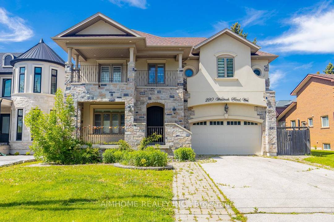 Lovely Cozy yet Modern Home In Family Oriented Neighborhood !