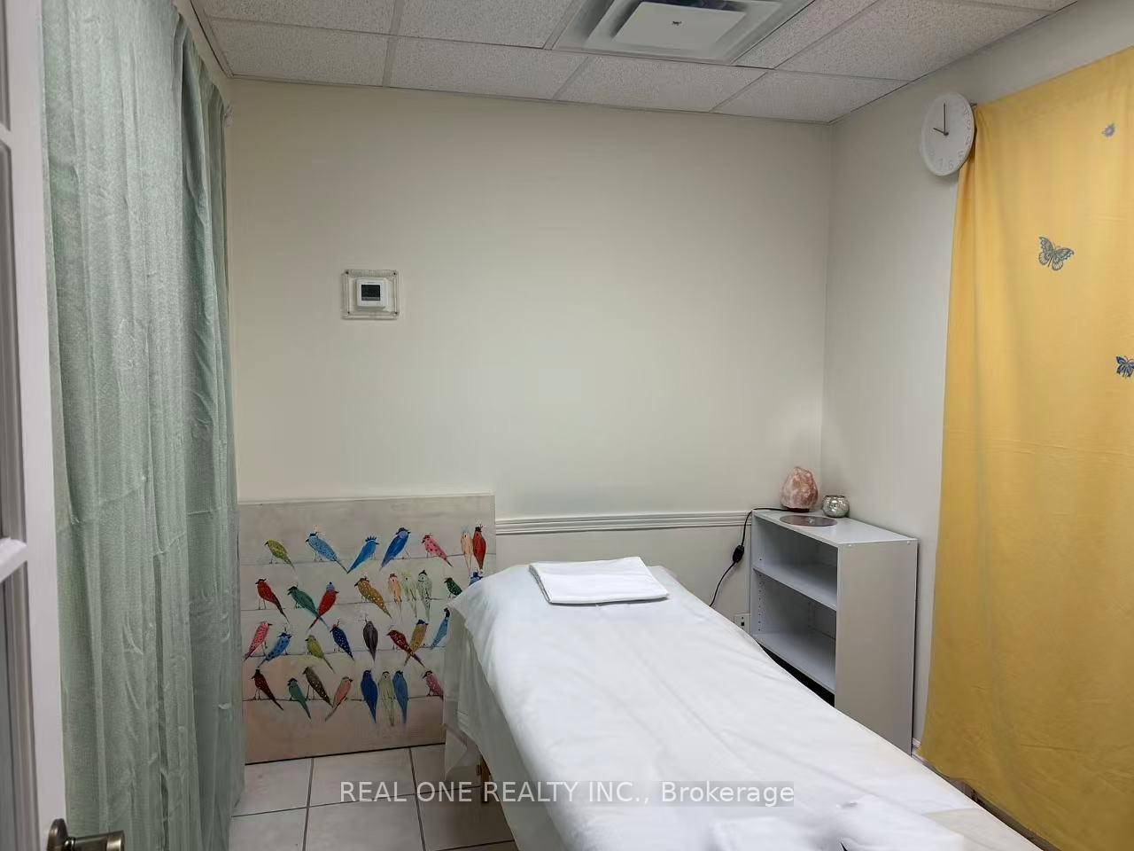 Holistic Wellness Clinic for sale in a prime Mississauga location !