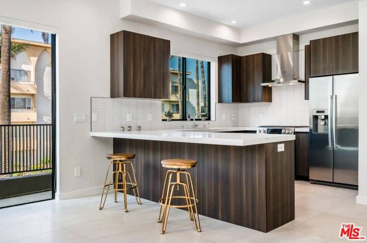530 N Hayworth Ave 2BR Beverly Grove La