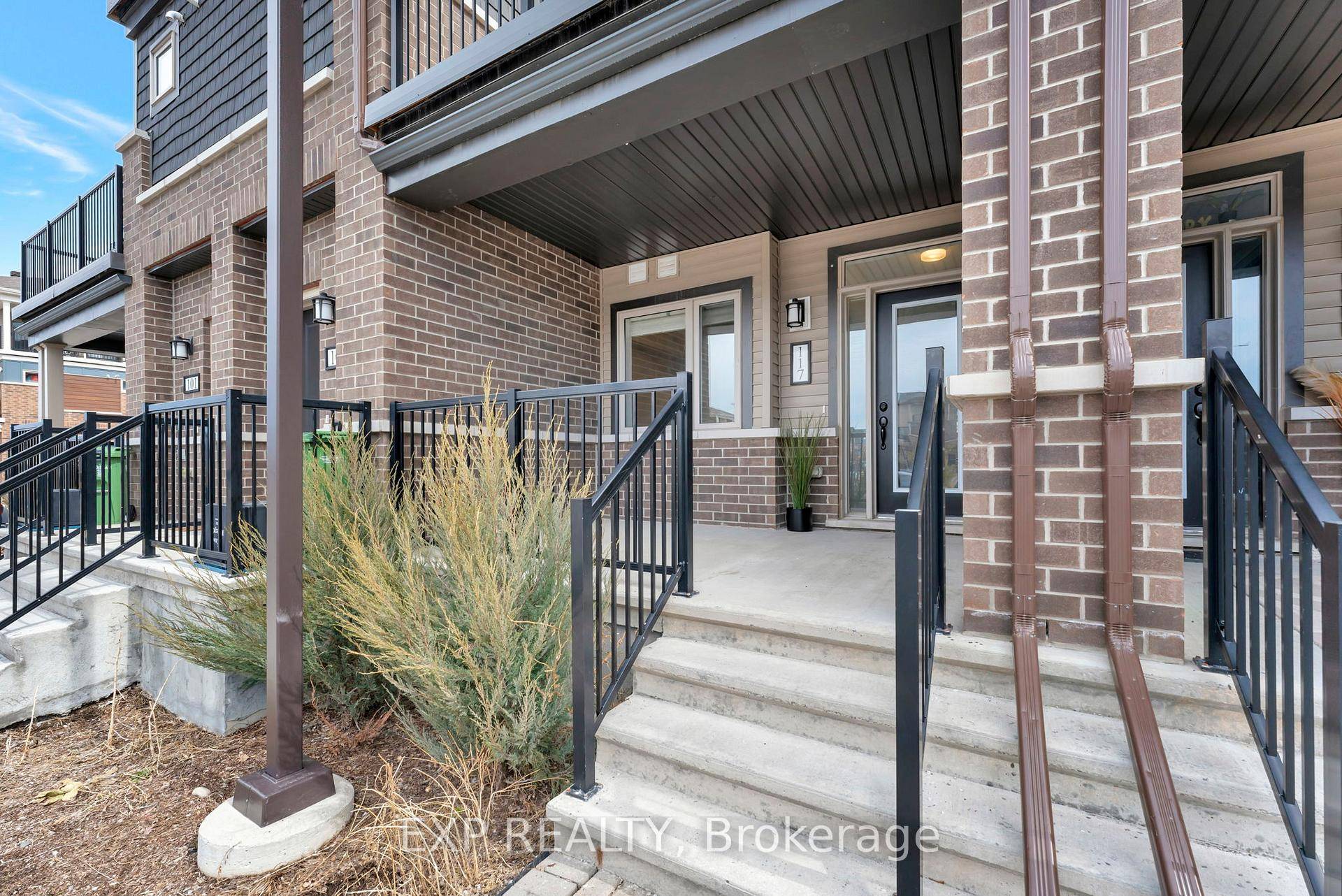 Discover the perfect blend of comfort and smart design in this inviting 3 bedroom condo bungalow townhome in the sought after Trailwest community in Kanata, complete with over 1700 sqft ...