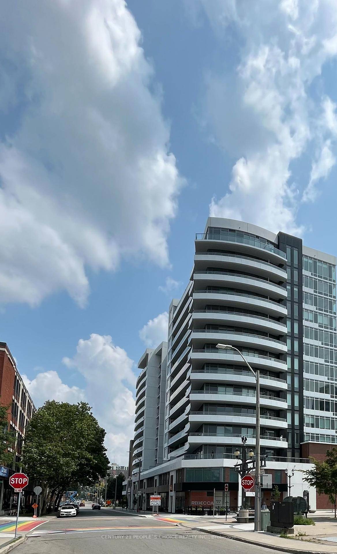 Luxury one bedroom condo apartment in downtown Hamilton.