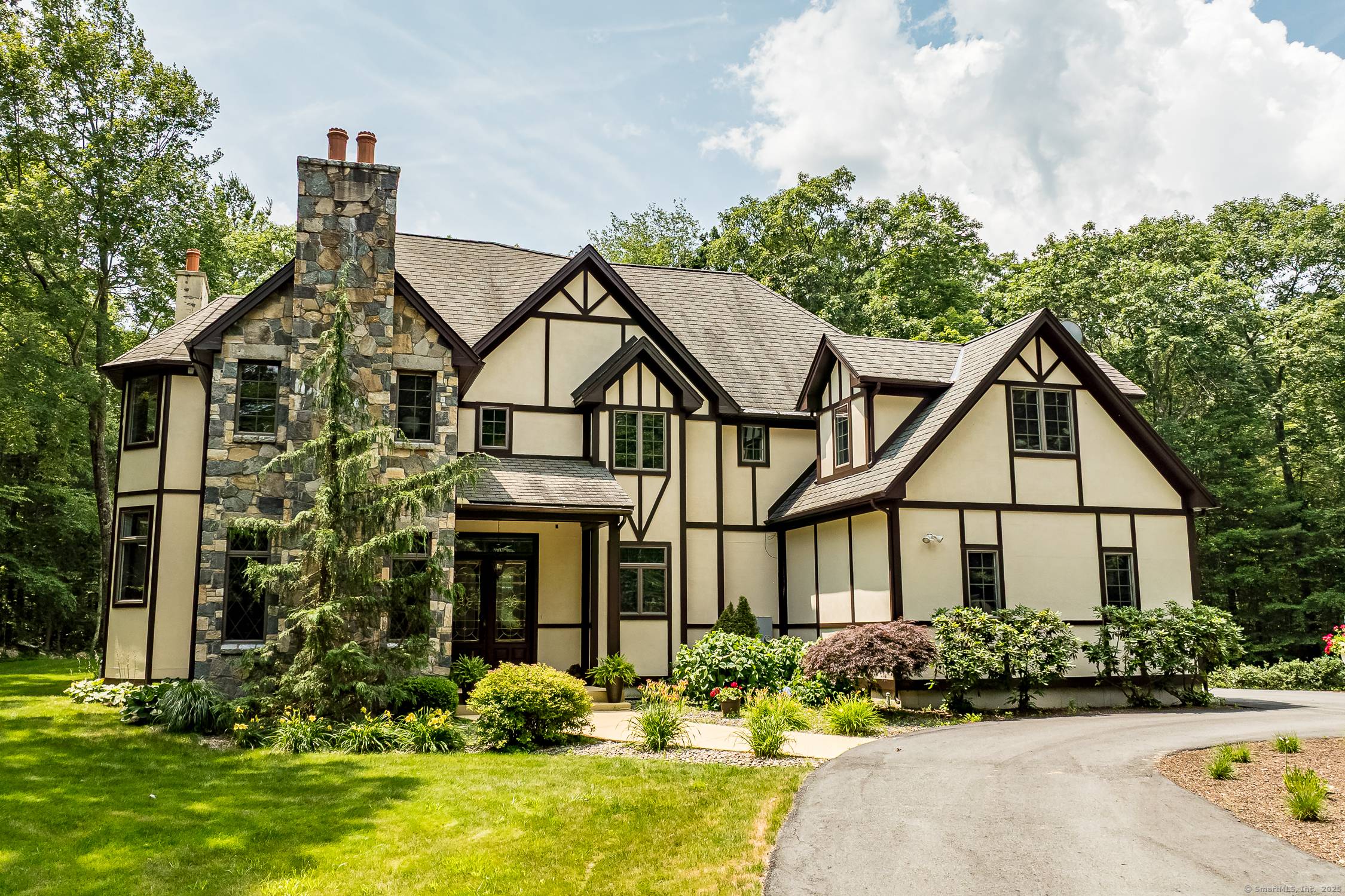 Tucked away on 6. 5 private acres in the prestigious MillBrook Estates, this 5, 000 sq ft custom home offers an exceptional blend of elegance, functionality, and luxury.