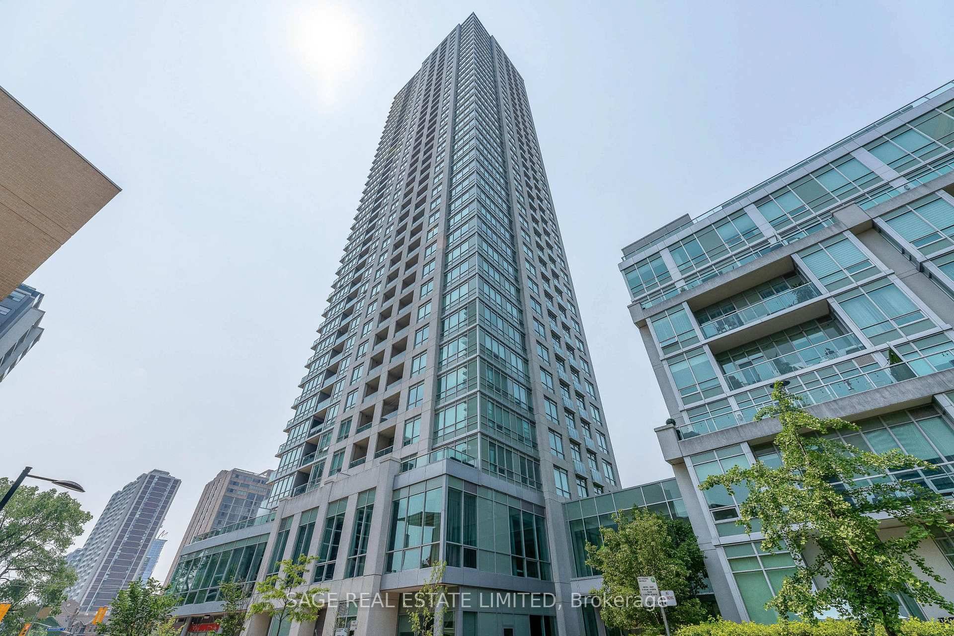 Welcome to The Verve at 120 Homewood Avenue A stylish and impeccably maintained building in the heart of downtown Toronto.