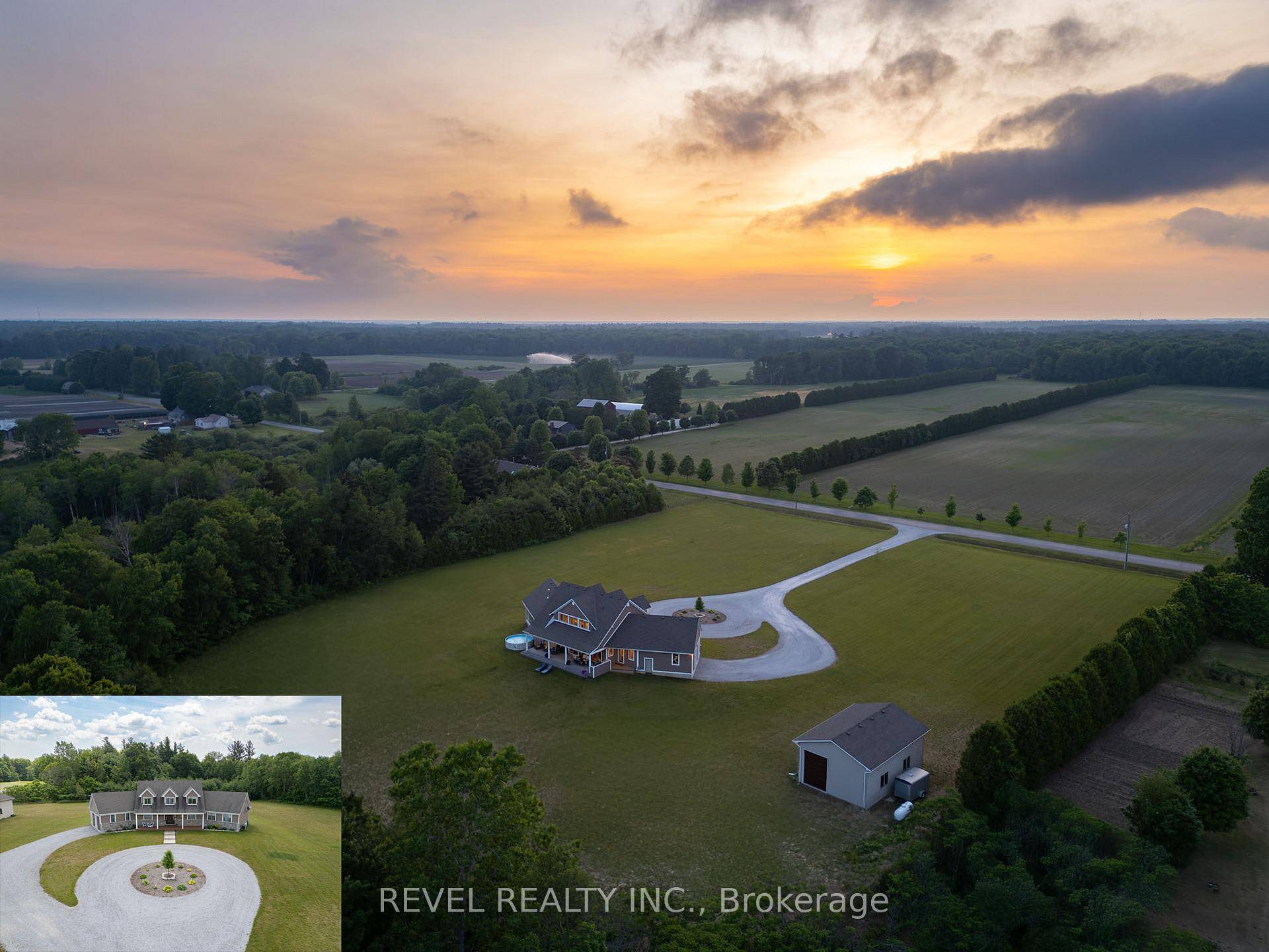 Welcome to your dream home in the heart of Norfolk County !