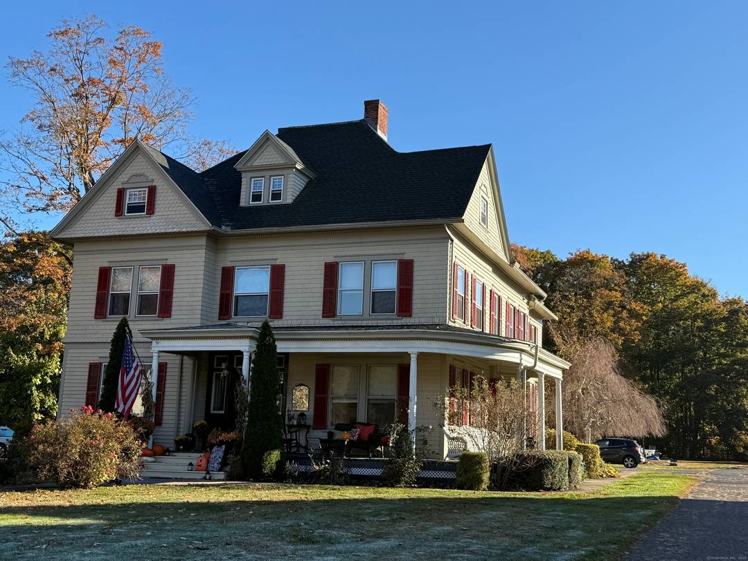 A Rare Victorian Estate in the Heart of Southington.