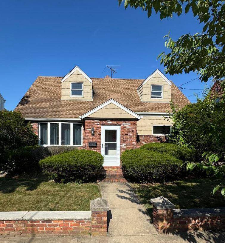 This beautiful single family home sits on an oversized 50x100 lot and offers the perfect blend of space and comfort.