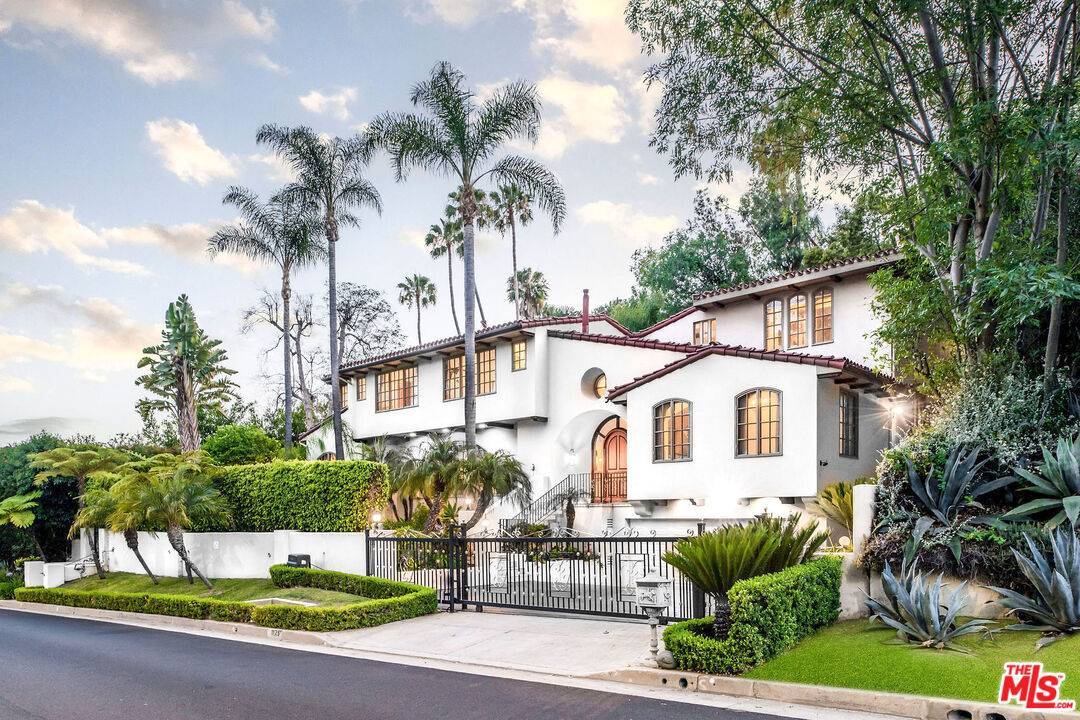 1125   SAN YSIDRO DR Beverly Hills Flats LA