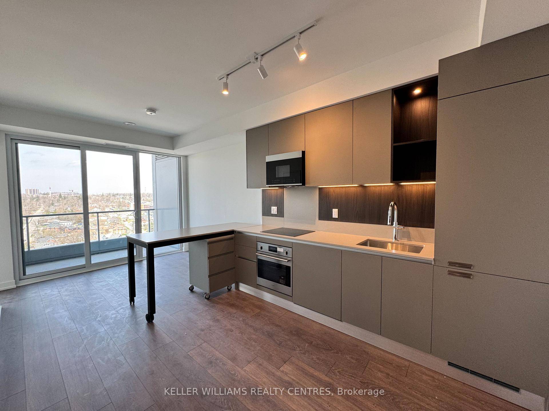 Welcome to luxury living on the 15th floor of 39 Mary St.