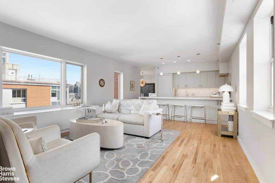 Penthouse Living in the Heart of Central Harlem Penthouse 8A offers the perfect balance of space, light, and location in one of Manhattan's most vibrant uptown neighborhoods.