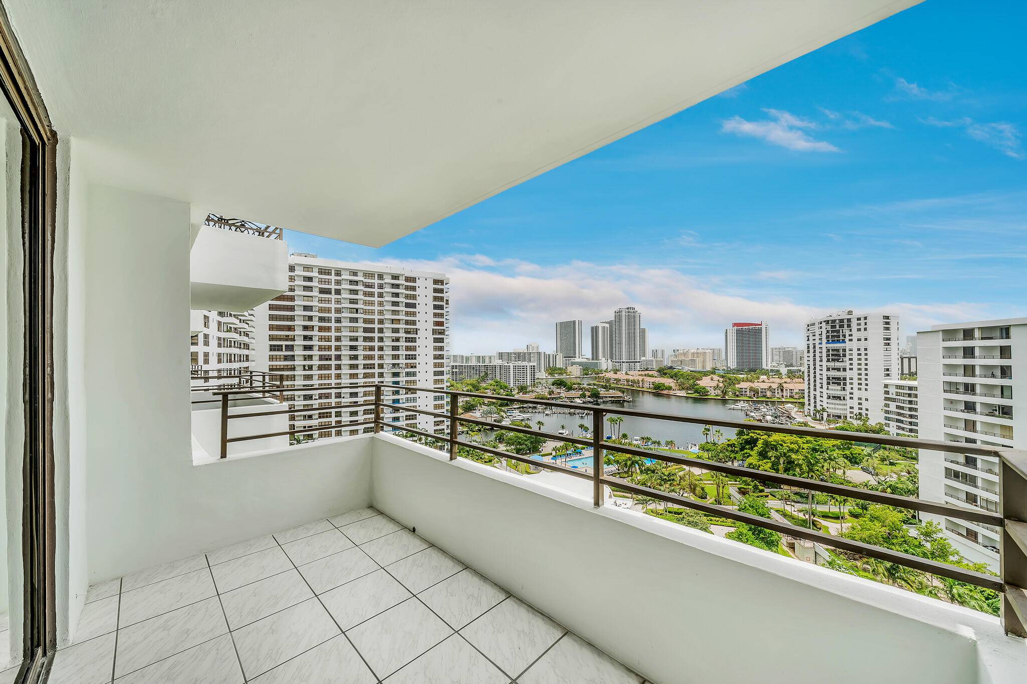 Welcome to this beautifully maintained 1 bedroom, 1.