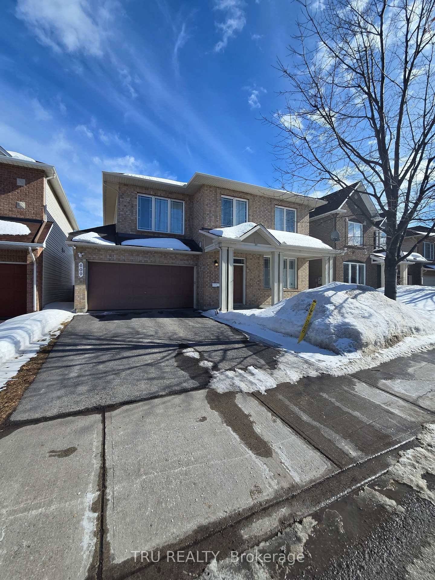 Welcome to this stunning 5 bedroom above ground Minto Maralisa model single home, ideally situated in a family friendly neighborhood just minutes from shopping, top rated schools, public transit, and ...