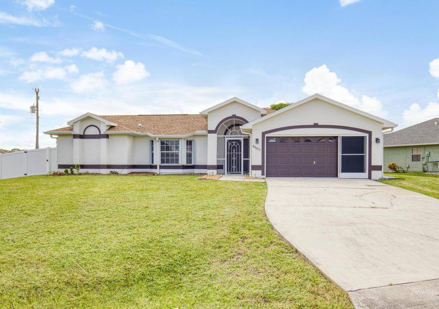 PROPERTY HAS BEEN REMODELED INSIDE AND OUT, IT IS LOCATED IN THE BEAUTIFULL SAINT JAMES AREA OF PORT ST LUCIE.