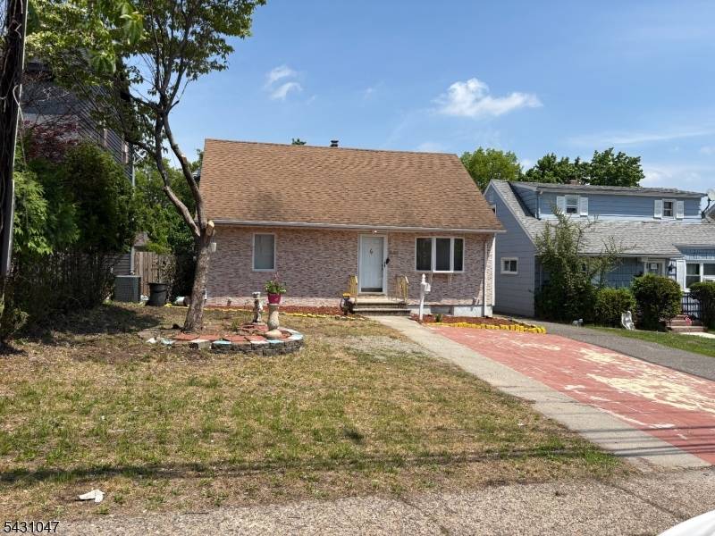Well maintained, ready to move in Single Family Home featuring 4 bedrooms with finished basement with a huge back yard.
