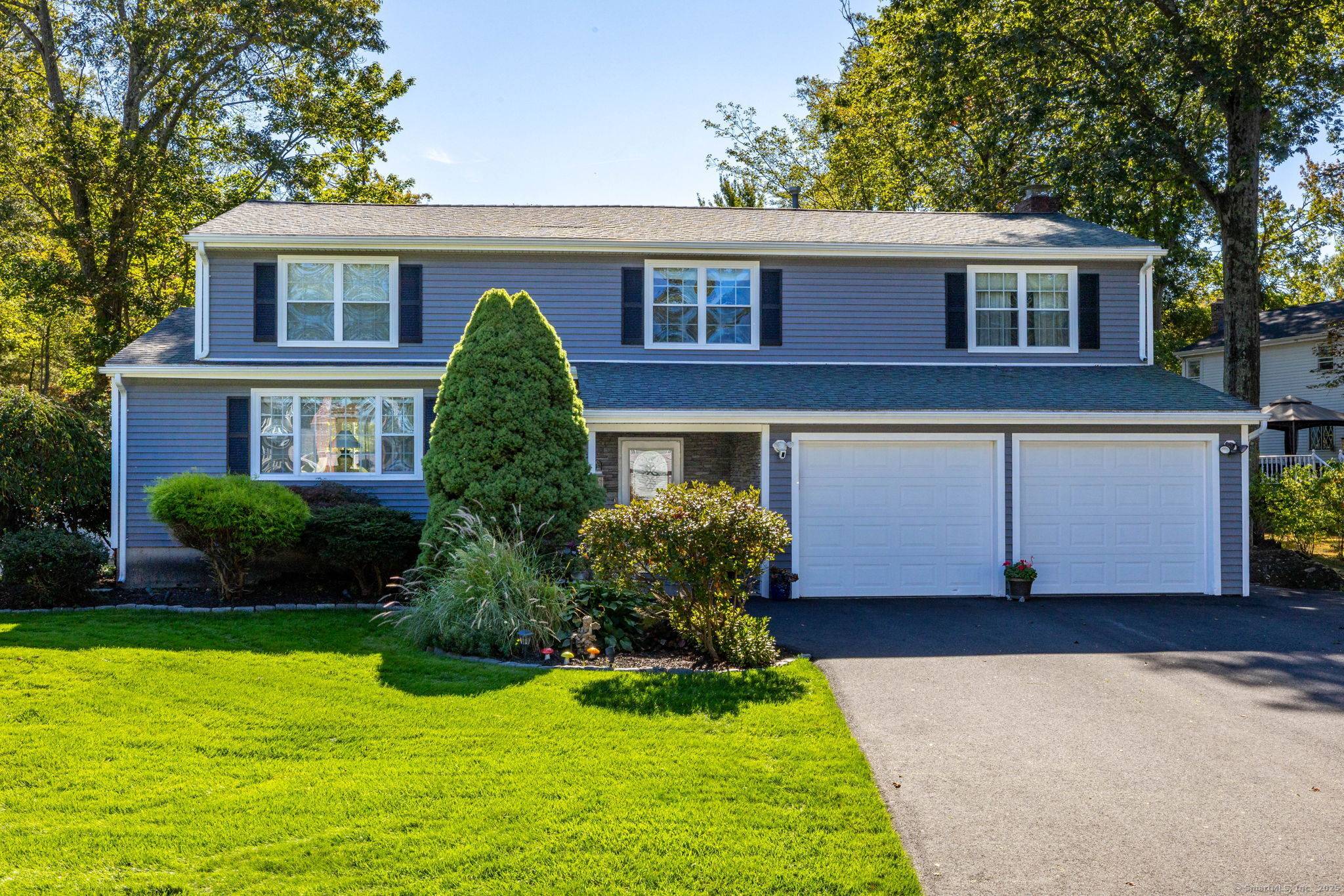 Welcome to 47 Gannet Drive a stunning and spacious split level home located in one of Southington's most sought after neighborhoods, perfect for those who love comfort and entertaining !