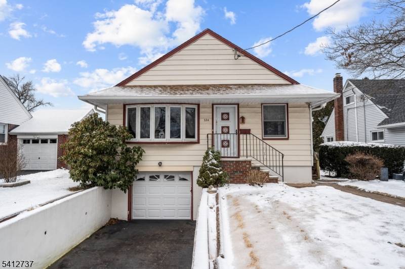 Fantastic full house rental located in the heart of New Milford, offering space, comfort, and convenience throughout.