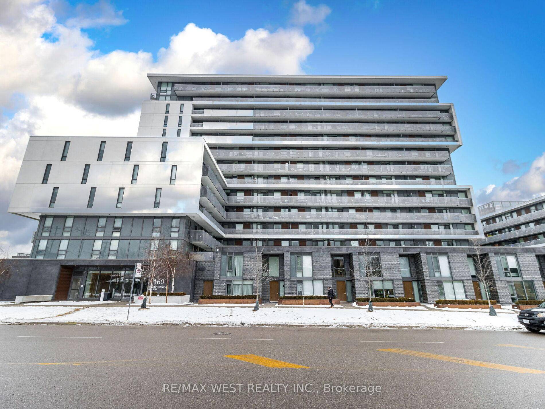 1 Bedroom At Yorkdale Condos !