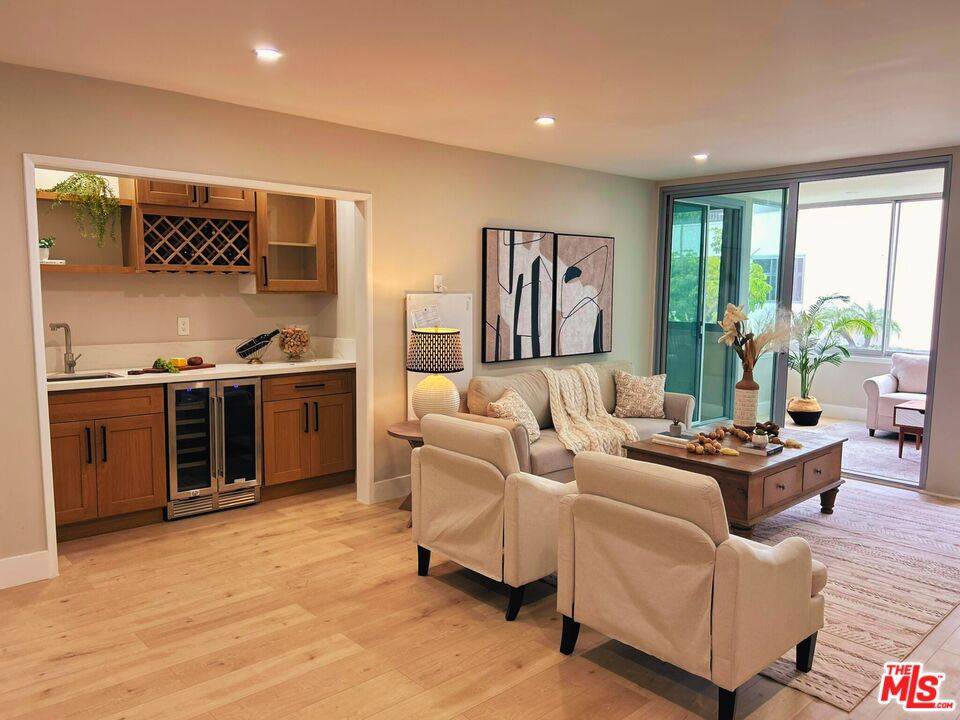 8701   Delgany Ave 2BR Playa Del Rey La