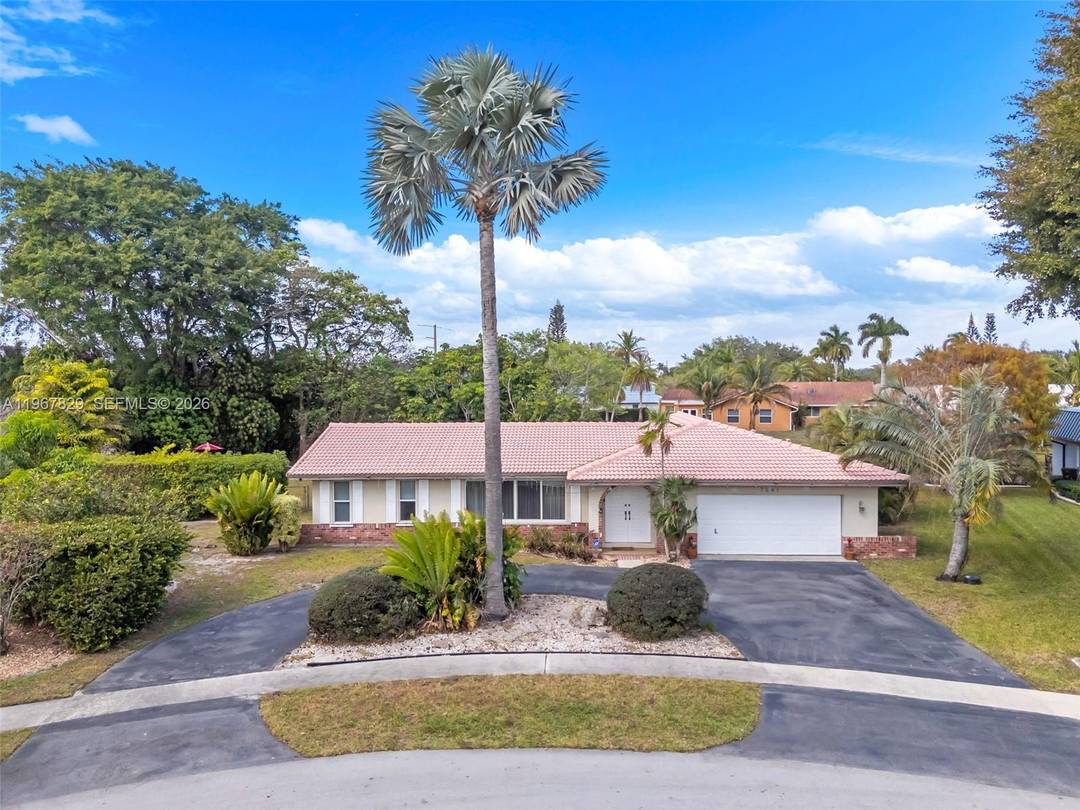 Located in the highly desirable Royal Palm Estates in Plantation, this 4 bedroom, 2 bath home offers 2, 231 square feet of living space with a split floor plan for ...