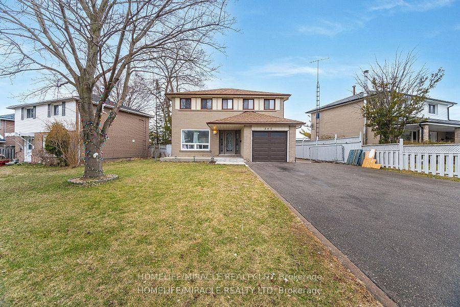 Location Location and Location, Absolutely Stunning amp ; Fully Renovated 4 1 Bedroom, 4 Bathroom Home !